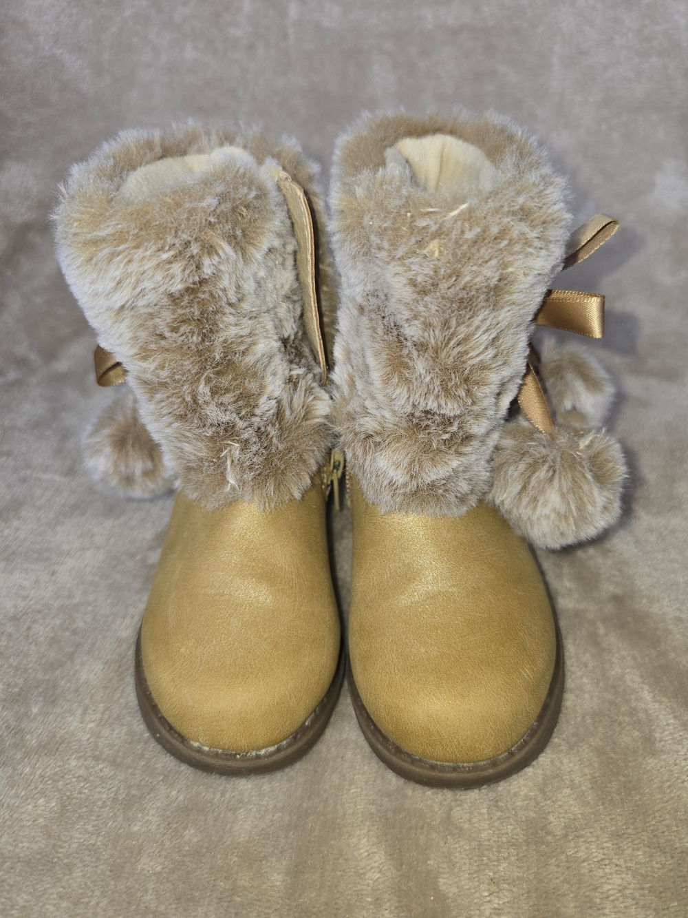 Nicole Miller Girls Tan Faux-Fur Pom Pom Boots SIZE 5